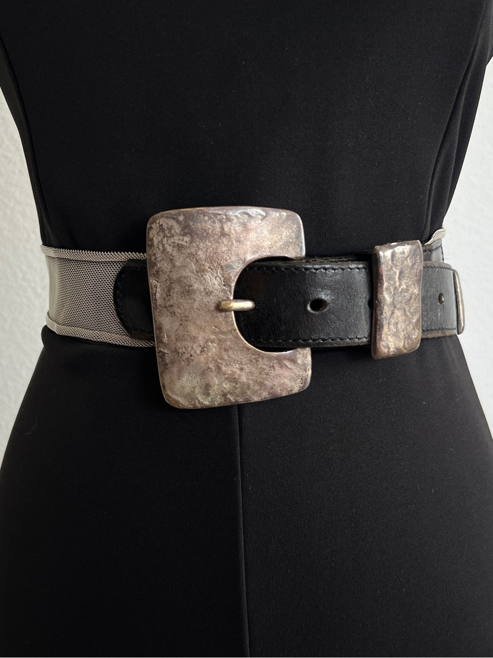 Jenny and the Boys Belt Silver Metallic Mesh Black Leather Chunky Buckle Y2K